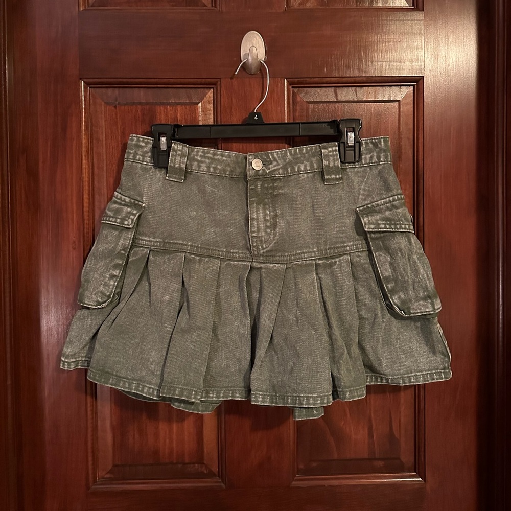 Green Pleaded Denim Skirt (Forever 21)